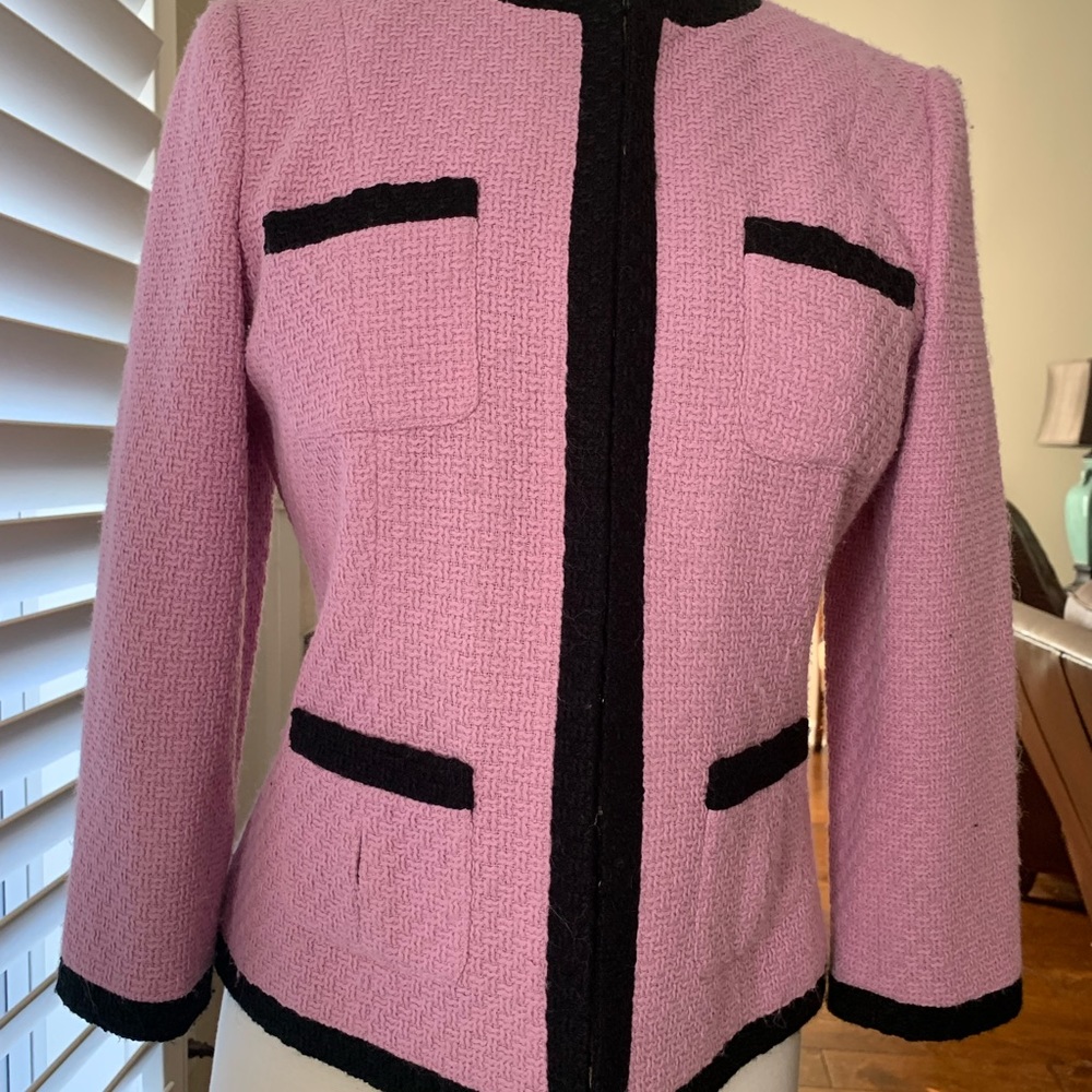 INC international concepts , size 8, perfect condition jacket. Lavender pink